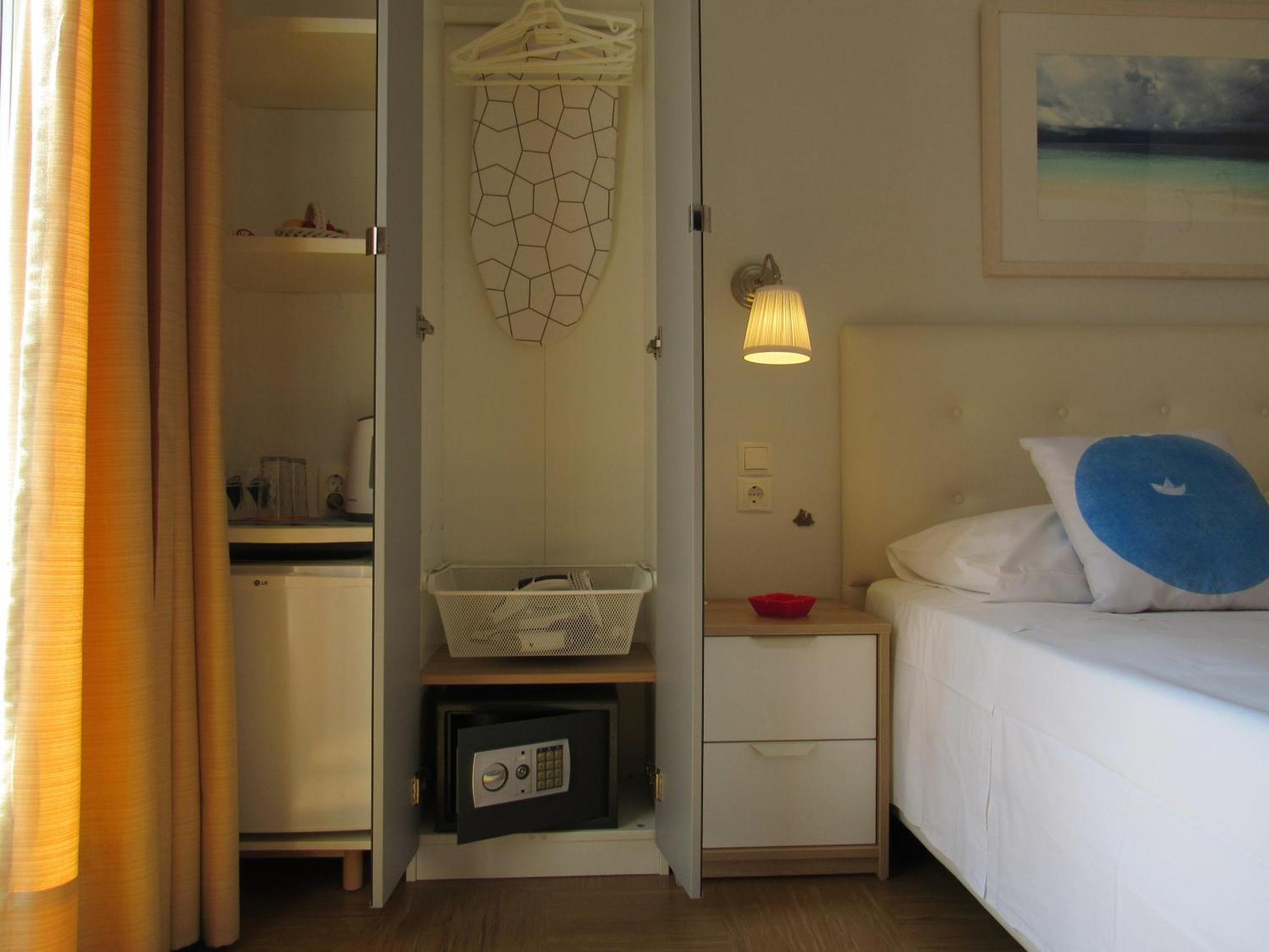 Alexandris Hotel Spétses Værelse billede