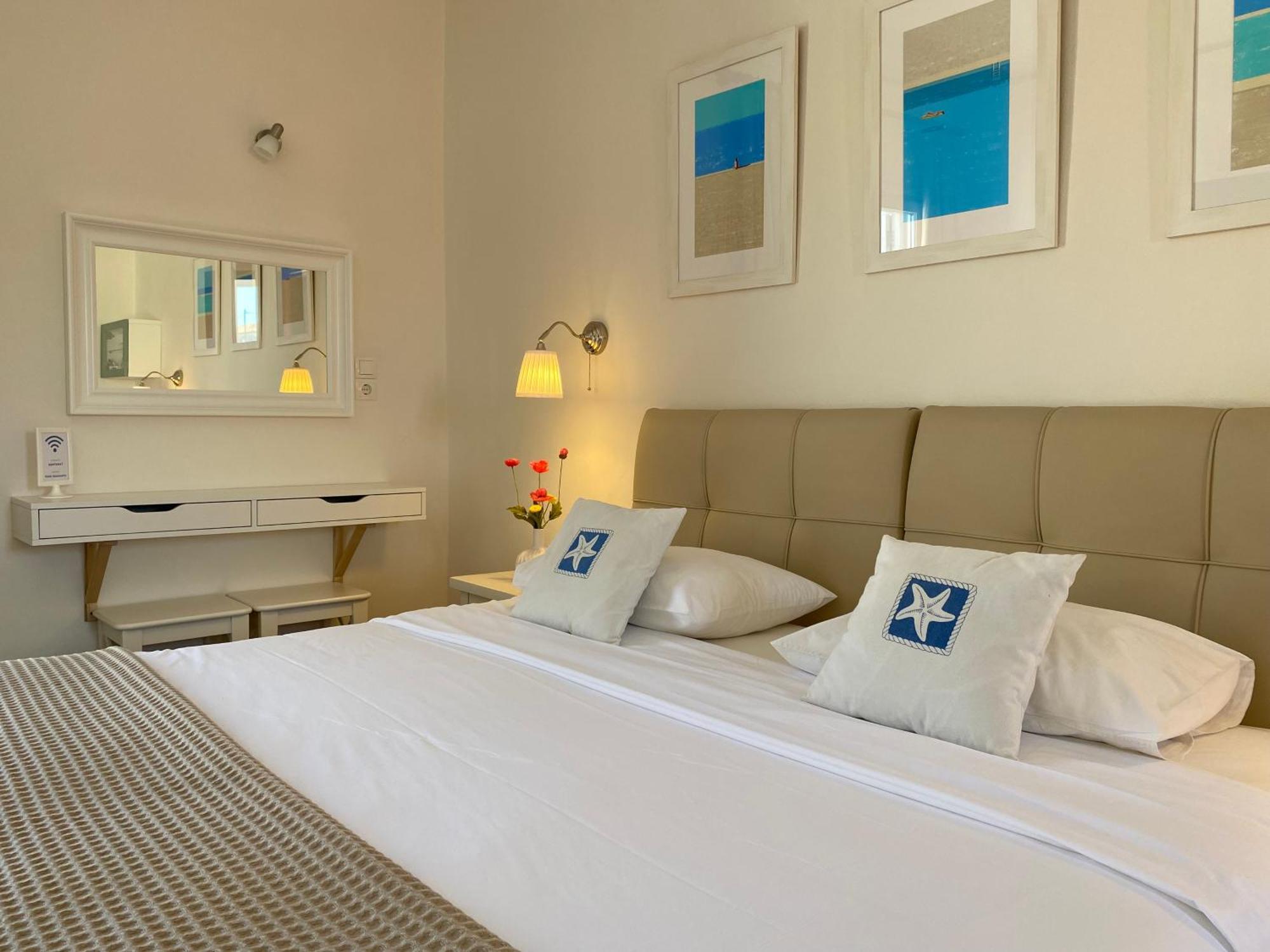 Alexandris Hotel Spétses Værelse billede